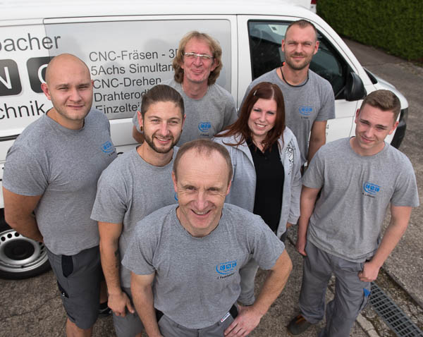 Das CNC-Profi-Team: Björn Keppke, Jürgen Feuerbacher, Sebastian Kuntze, Manfred Jahn